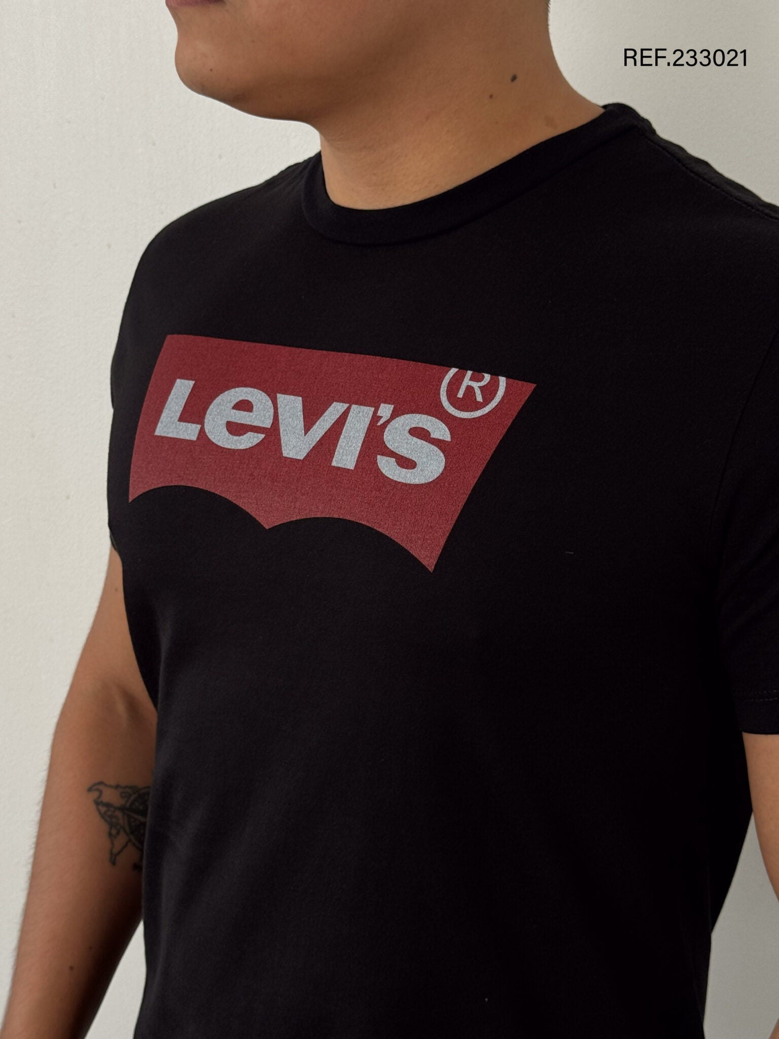 TSHIRT LEVIS