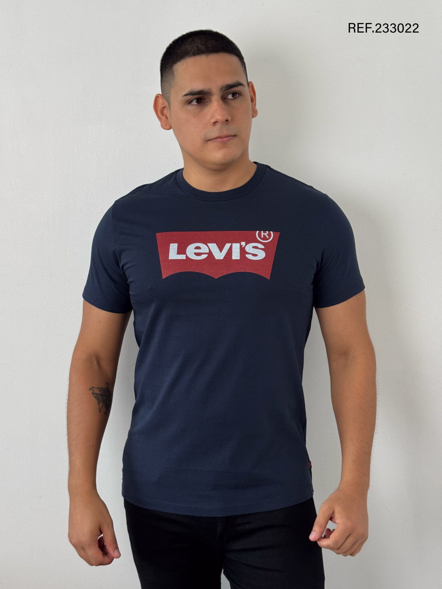 TSHIRT LEVIS
