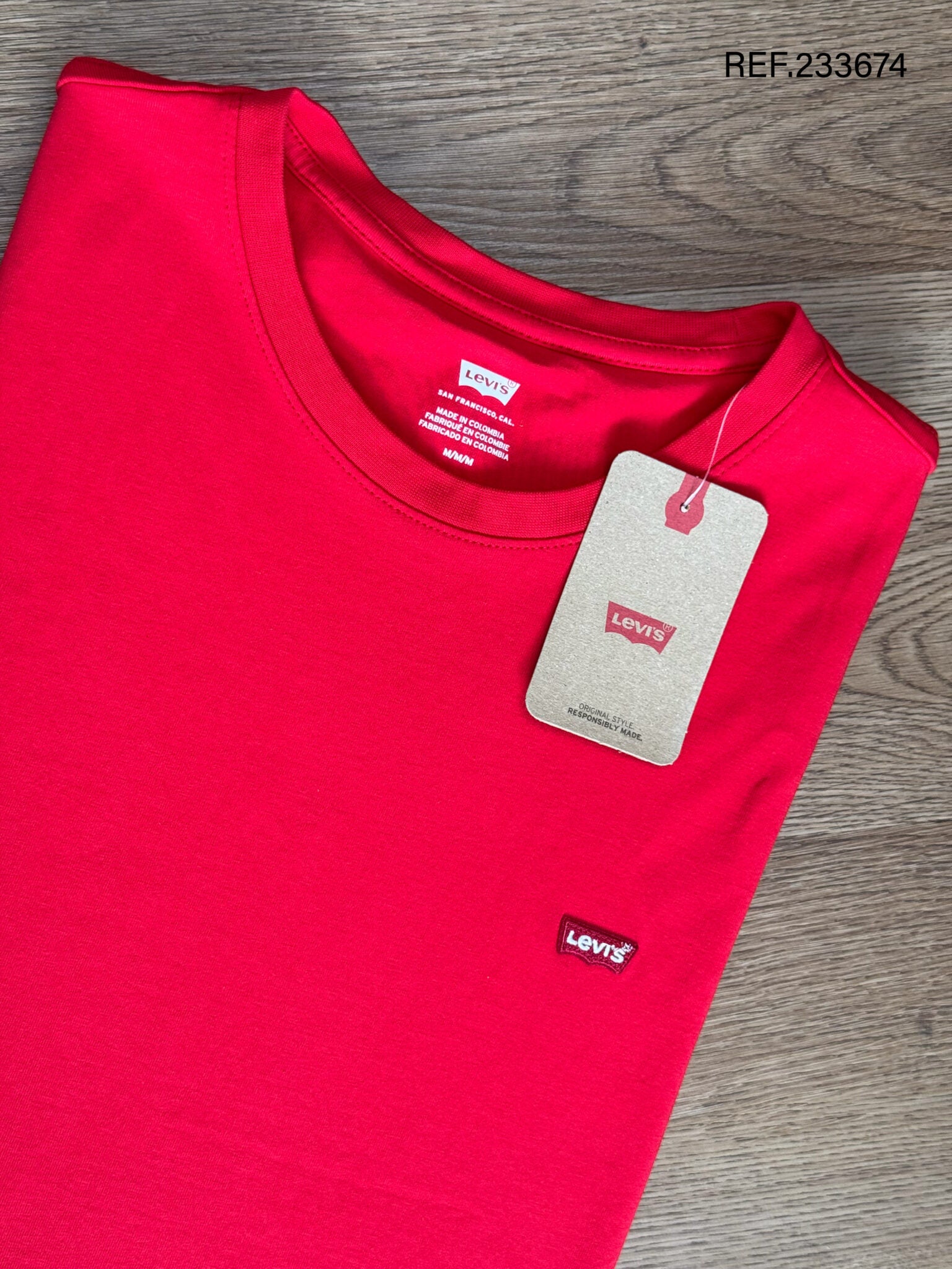 TSHIRT LEVIS