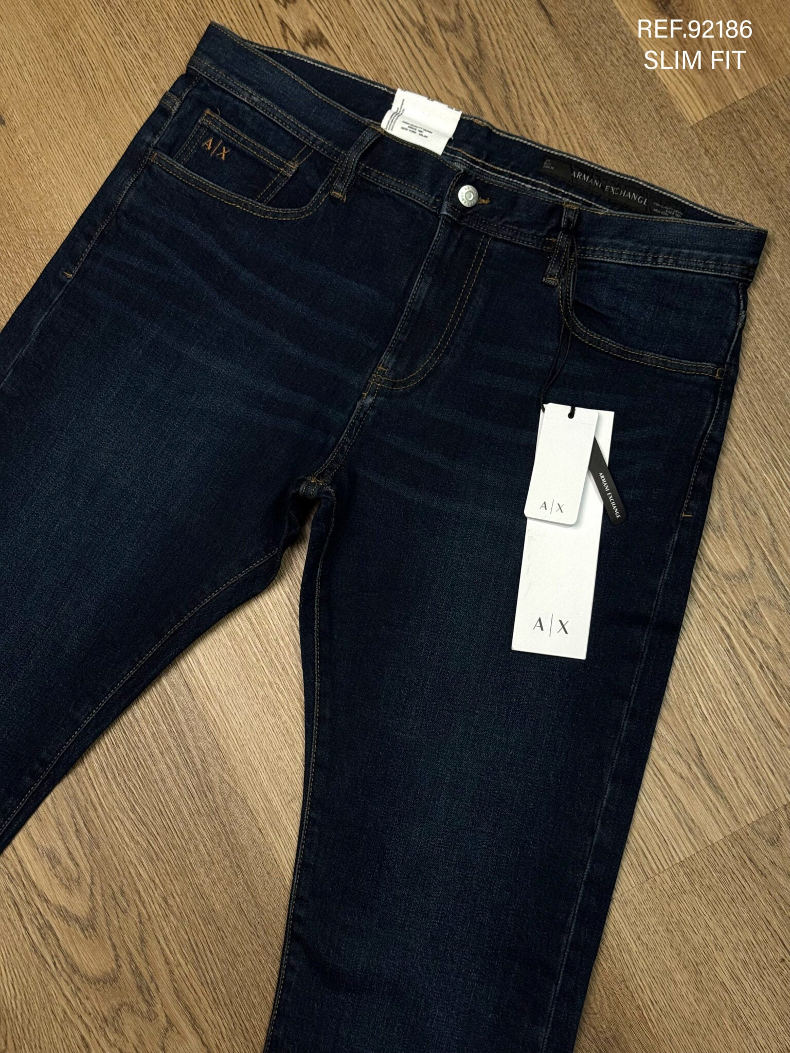 JEAN ARMANI EXCHANGE