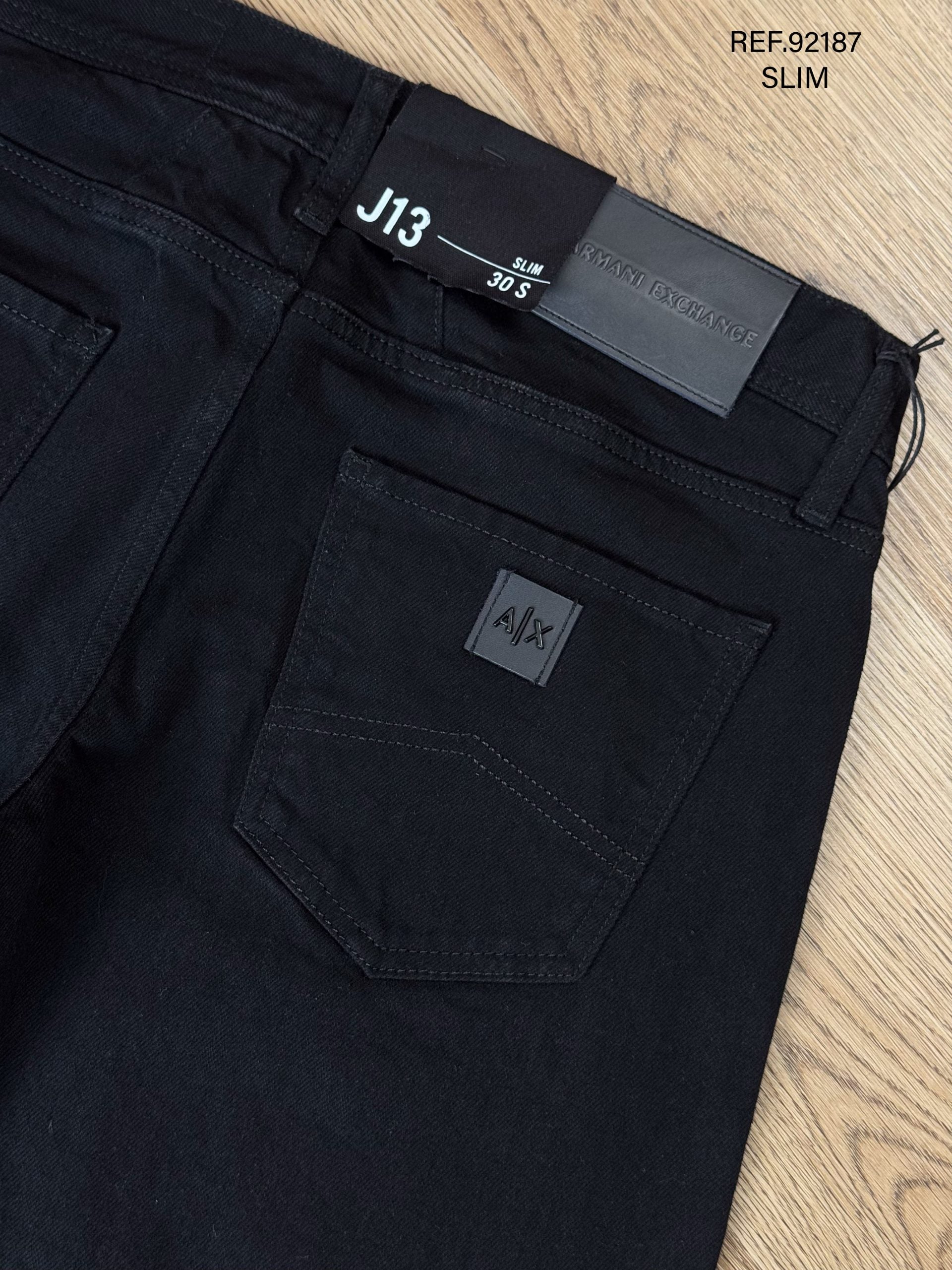 JEAN ARMANI EXCHANGE