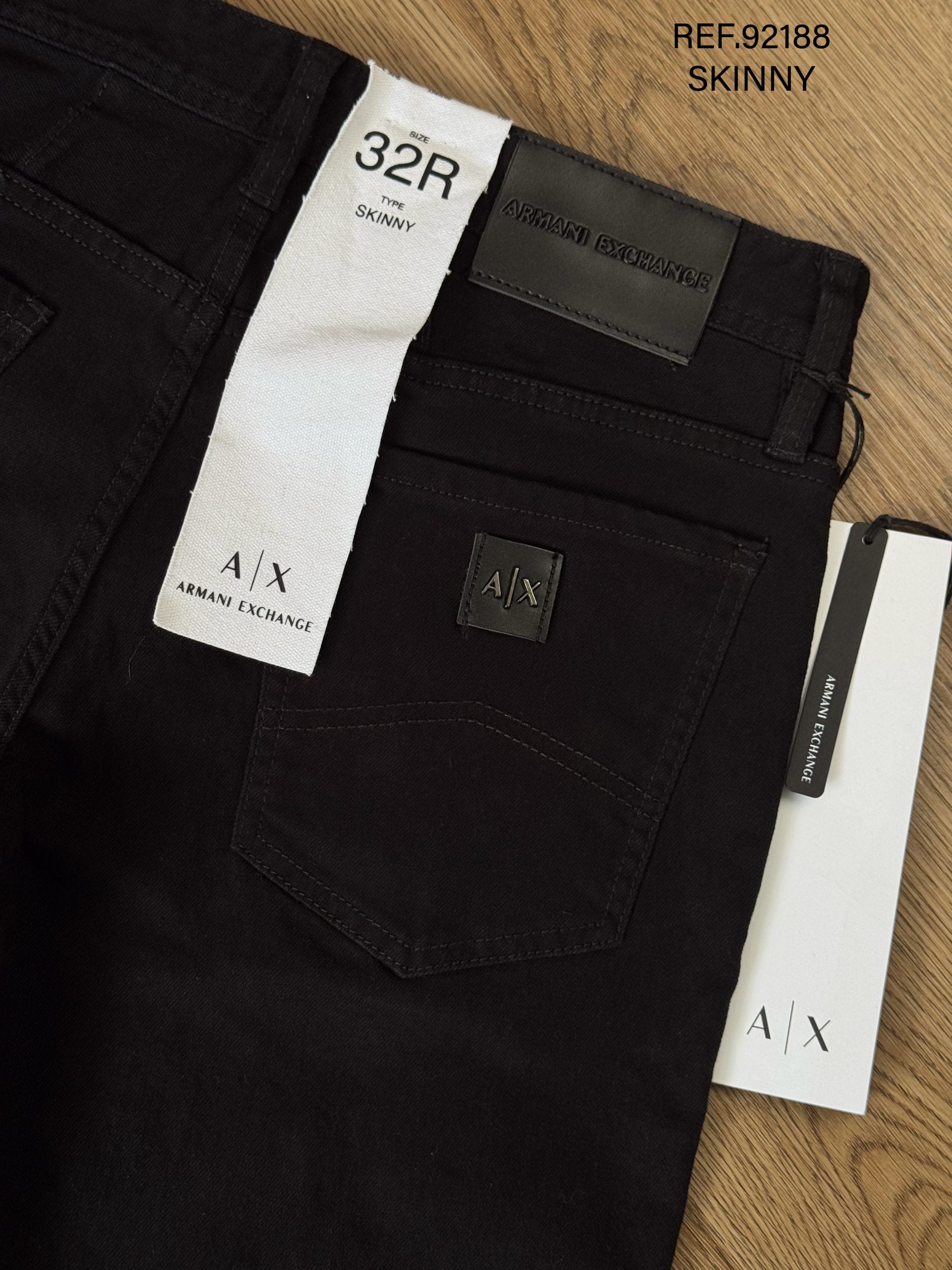 JEAN ARMANI EXCHANGE