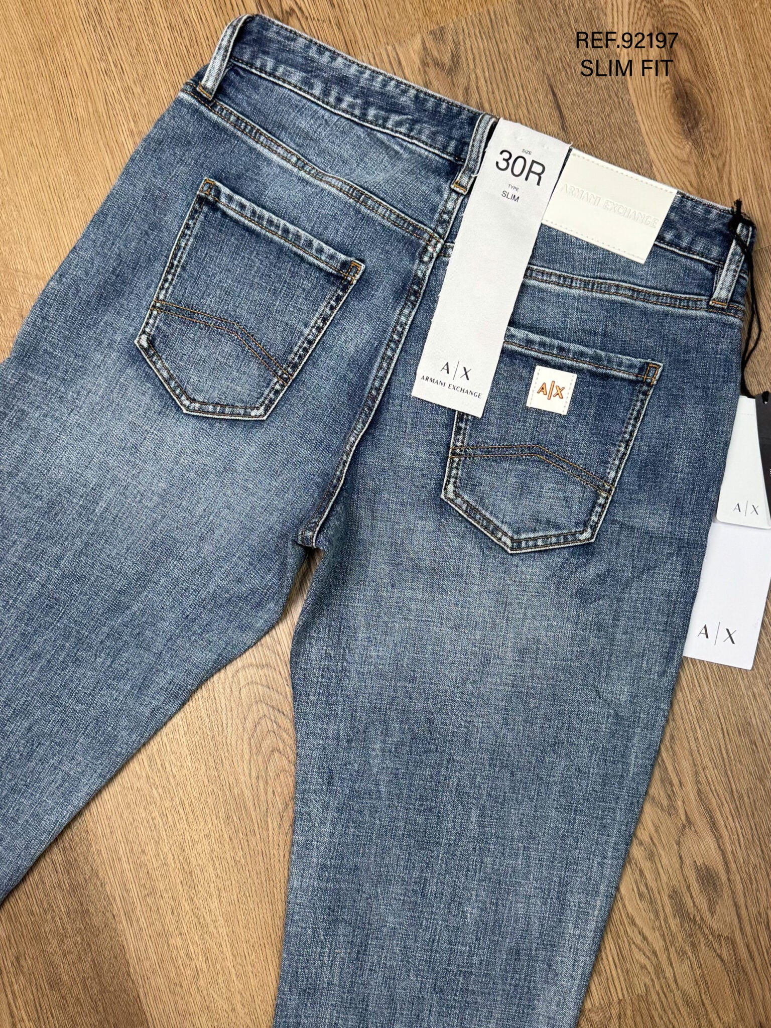 JEAN ARMANI EXCHANGE