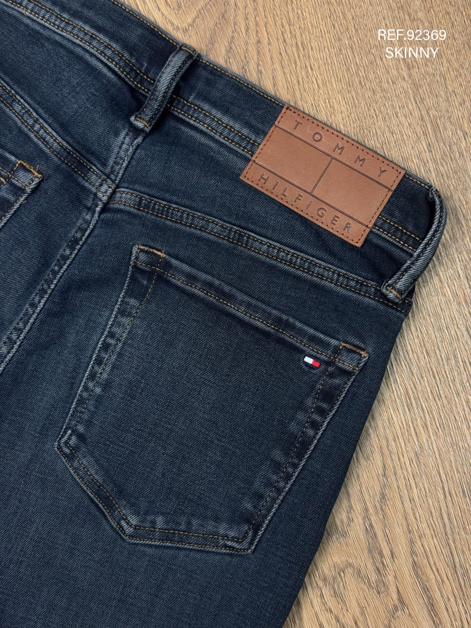 JEAN TOMMY HILFIGER