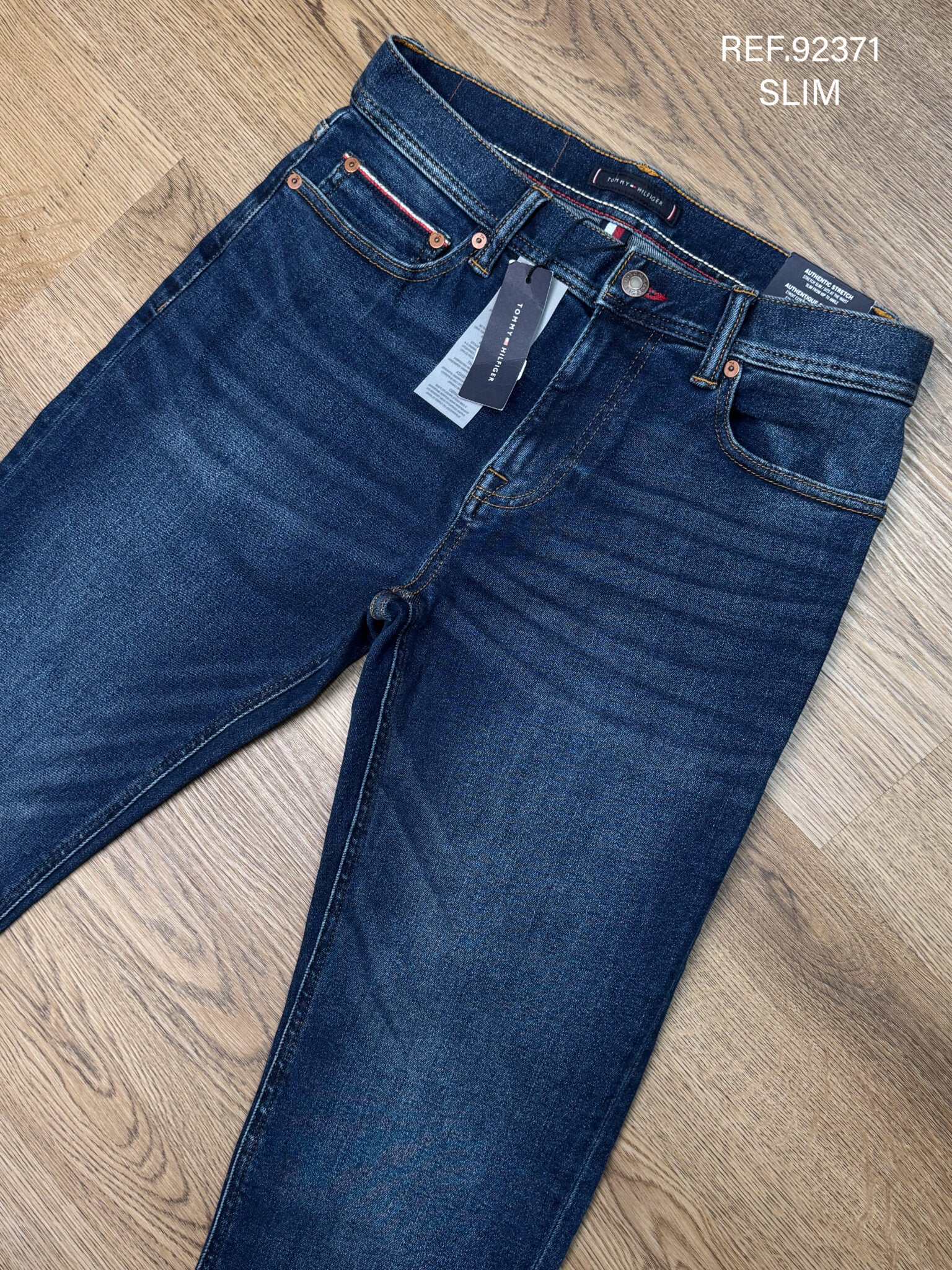 JEAN TOMMY HILFIGER