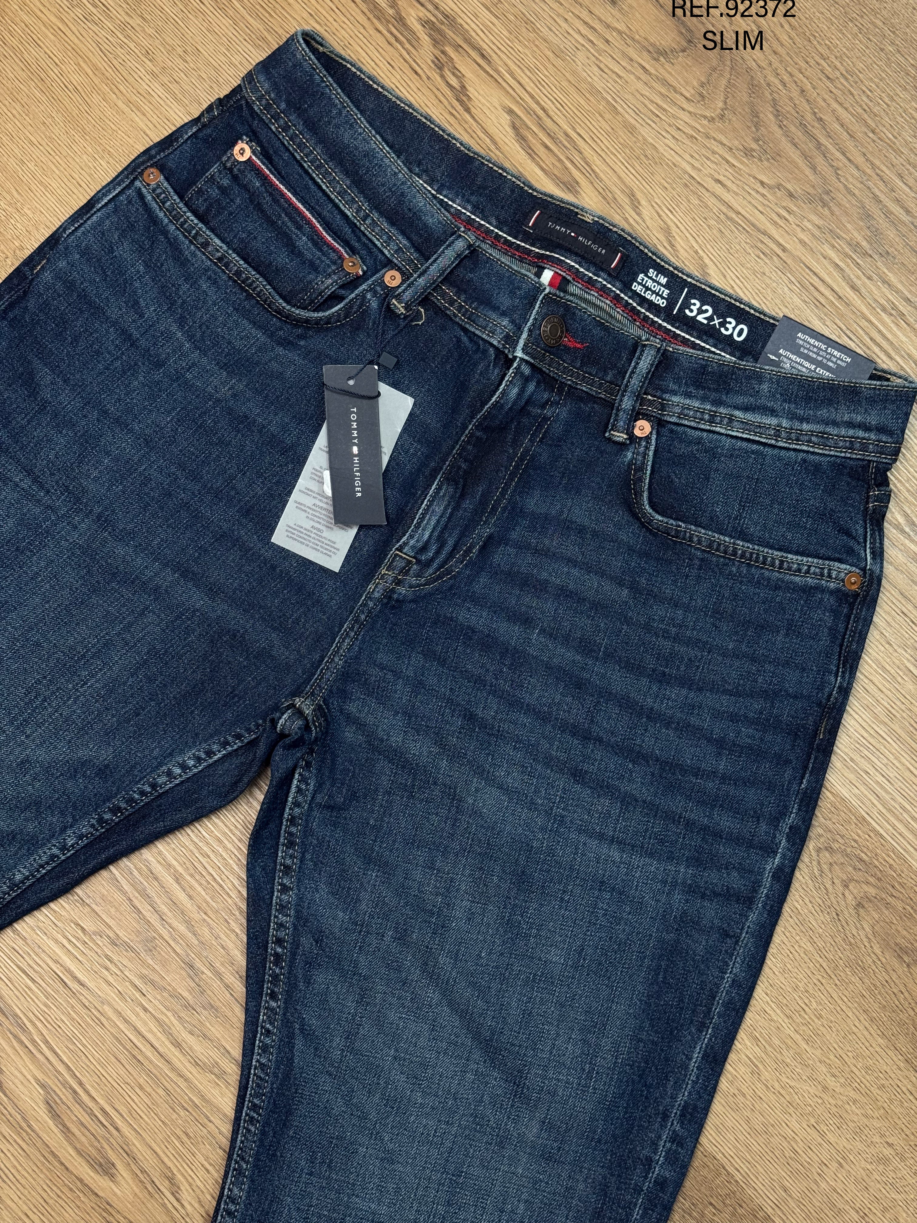 JEAN TOMMY HILFIGER